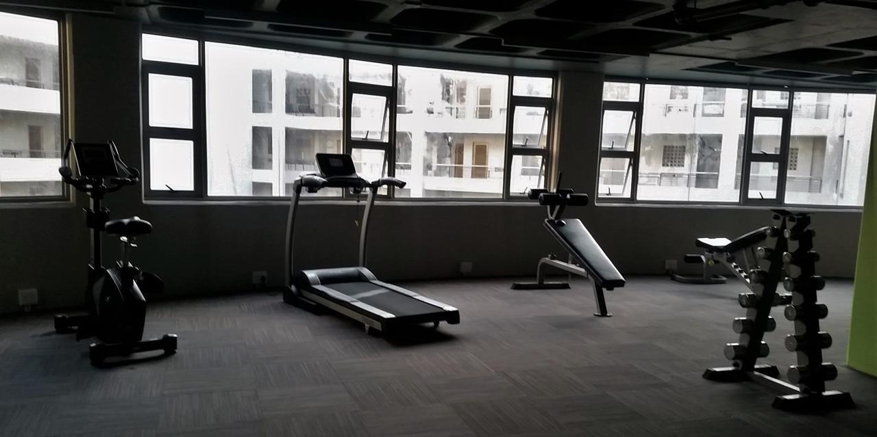 Ashton Apartments Central Park Дърбан Екстериор снимка