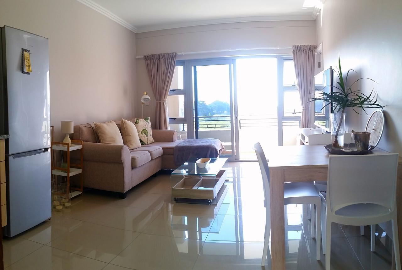 Ashton Apartments Central Park Дърбан Екстериор снимка