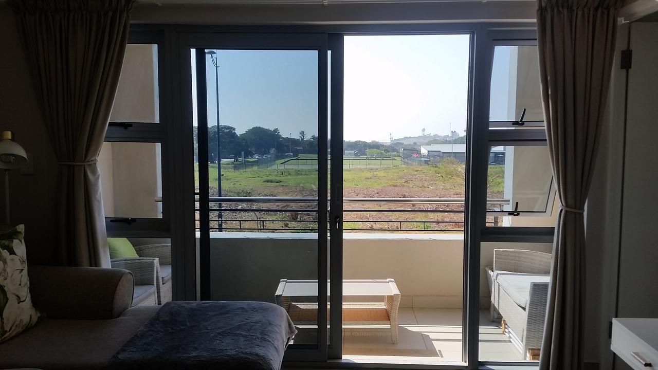 Ashton Apartments Central Park Дърбан Екстериор снимка