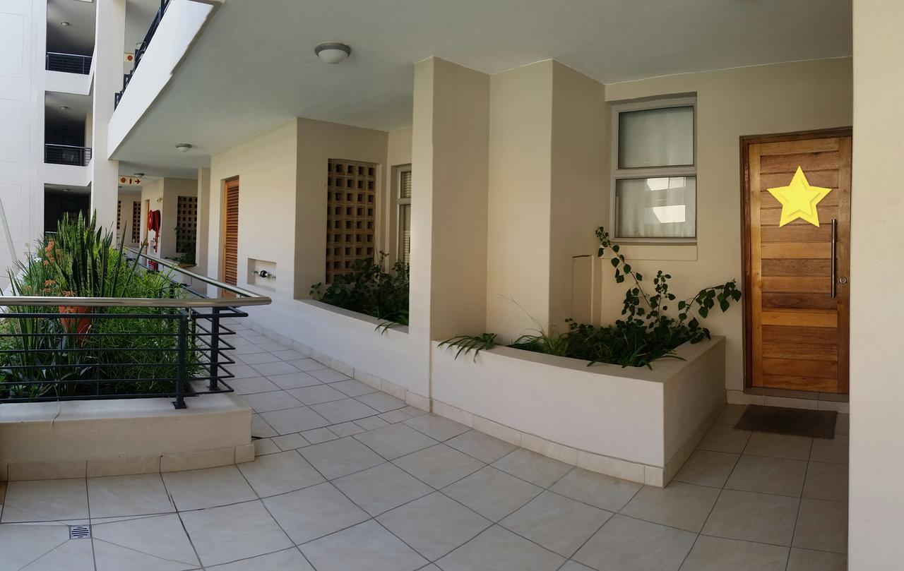 Ashton Apartments Central Park Дърбан Екстериор снимка